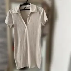 クリーム色リブ編み半袖ニットワンピース