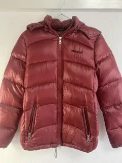 【良品】Marmot 赤 ダウンジャケット Mサイズのサムネイル