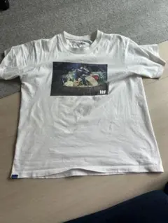 Montley アートプリント Tシャツのサムネイル