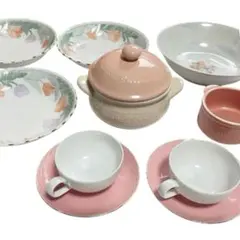 食器セット　食器8点セット　大皿　鍋　カップ&ソーサー　ココット　おまけ付きのサムネイル