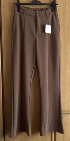 新品　ECRIRE パンツ　ストレッチ　ブラウン