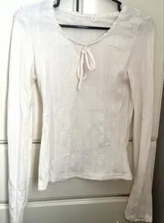 リボン付きVネック長袖トップス ホワイト