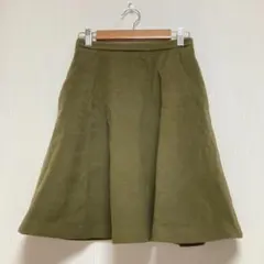 【アベニールエトワール】膝丈 フレアスカート オリーブ 毛 カシミヤ混 日本製のサムネイル