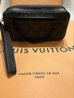 Item thumbnail for item 2cd3d6f5-da86-49c4-ba2c-a527ac18481a