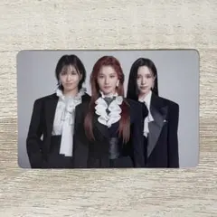 ② TWICE オール MISAMO play 初回限定盤B トレカ