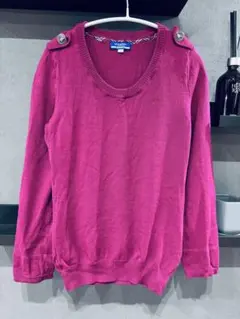 バーバリーブルーレーベル 金ボタン付き Vネックニットセーター 38 M ピンク