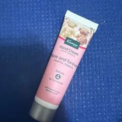 クナイプ　kneipp ハンドクリーム　ミニ　サクラの香り　20mlのサムネイル