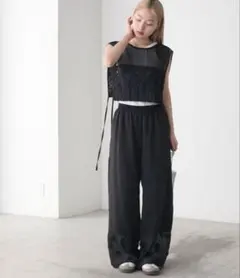 「forksy.」シアーフラワーモチーフ切替え イージー パンツのサムネイル