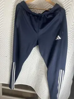 トレーニングパンツ ウェア