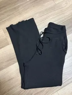 UNIQLO ウォッシャブルリブニットパンツ　ブラックLサイズ