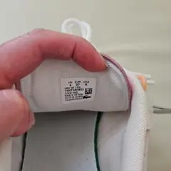 LACOSTE スニーカー 37 ホワイト/ピンク/オレンジ/グリーン