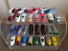 プラレール30台セット＋ディスプレイ棚付