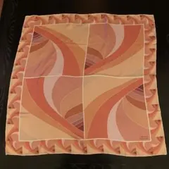 2025年最新】ロエベ シルク スカーフの人気アイテム - メルカリ