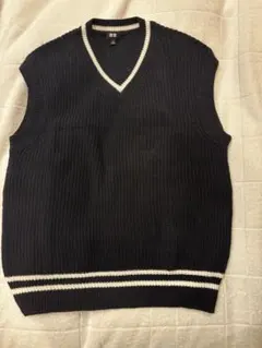 UNIQLO ネイビー Vネックニットベスト S