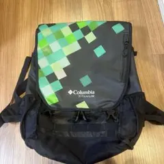 Columbia Titanium リュック 黒/緑 30L