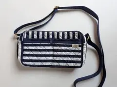 【美品】タイNaRaYa キルティングショルダーバッグ ネイビーのサムネイル