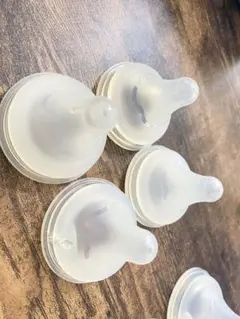 【ぴ様専用】ピジョン　哺乳瓶用乳首　M4個
