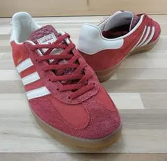 adidasガゼル インドア ベタースカーレット レッド 赤 27センチ