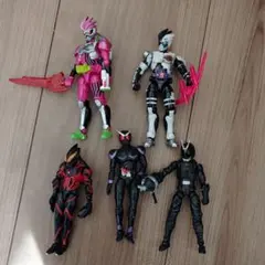仮面ライダー フィギュアセット 武器付き
