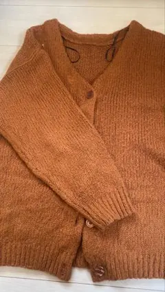 オレンジ ニットカーディガン Vネック 5ボタン