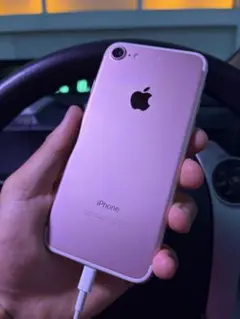 Apple iPhone7 32GB 87% SIMフリー 極美品