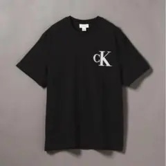 ☆新品完売品 バーシティ ロゴパッチ クルーネックTシャツ黒 定価8,800円