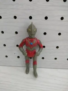 ブルマァク BULLMARK ウルトラマン ソフビ10cm - メルカリ