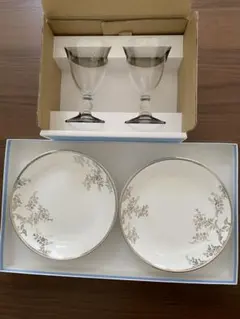 ［箱付き］WEDGWOOD お皿&グラスセット
