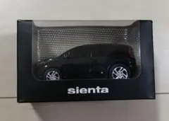 トヨタ シエンタ プルバックカー ミニカー 黒のサムネイル