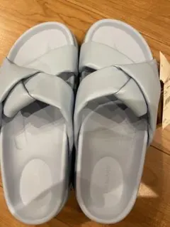 FERRAGAMO サンダル AIR LUG ライトブルー 6.5のサムネイル