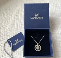 Swarovski ネックレス　一粒クリスタル