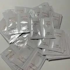 BENEFIQUE リュクス　リフトモイスチャーライザー　 1.5ml×109包