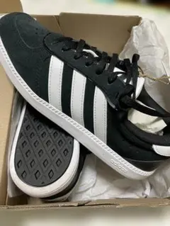 未使用 adidas ブレークネット スリーク スエード 24.5