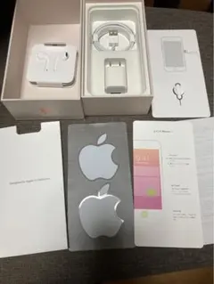 Apple純正付属品　ライトニングケーブル　ACアダプター　イヤホン