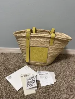 極美品　LOEWE かごバッグ 中サイズ　Mサイズ LOEWE ロエベ カゴバッグ A223S93X28 A223S93X04 327.02.S93