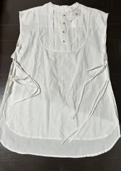 新品未使用タグ付き　クラシカルエルフ　ホワイト ノースリーブシャツ