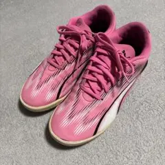 プーマ　サッカー　トレーニングシューズ　23.5