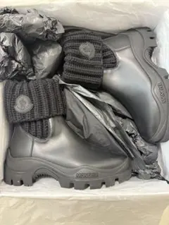 2026年最新】moncler レインブーツの人気アイテム - メルカリ