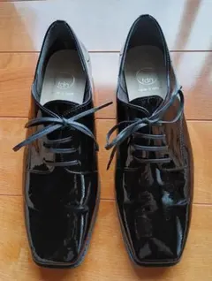 Item thumbnail for item ad7913c2-4413-45f6-b74b-161fdfe0aa47