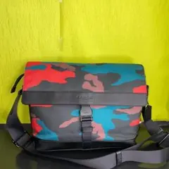 未使用同等COACH コーチ カモフラ キャンバス レザー ショルダーバッグ