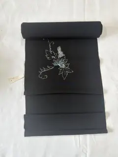 Item thumbnail for item 7ee7e4e9-8d57-4cfc-962c-e8808b90841c