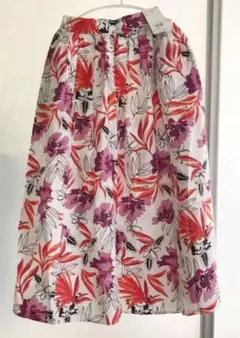 ロデオの花柄スカート