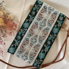 インド刺繍リボン☆スマホポシェット/スマホショルダー/キャメル・グリーン