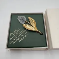 未使用 箱付き ✨ スワロフスキー ブローチ ゴールド 花 フラワー 高級感