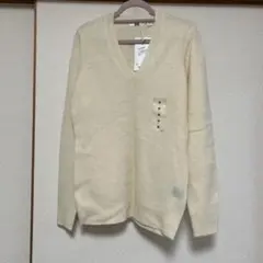 新品タグ付きユニクロUNIQLOソフトラムネックセーター長袖Mオフホワイト