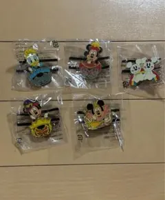ディズニー　ゲーム景品　ピンバッジ