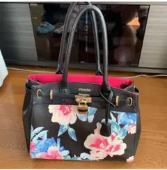 送料込み rienda♡花柄バックのサムネイル