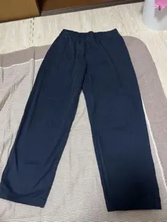 UNIQLO イージーパンツ ネイビーのサムネイル