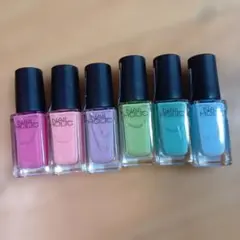 ★NAIL HOLIC ネイルカラー 6本セット 新品未開封品★のサムネイル