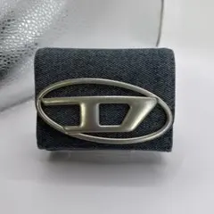 DIESEL 三つ折り財布　デニム　1DR サークルロゴ TRI FOLDのサムネイル